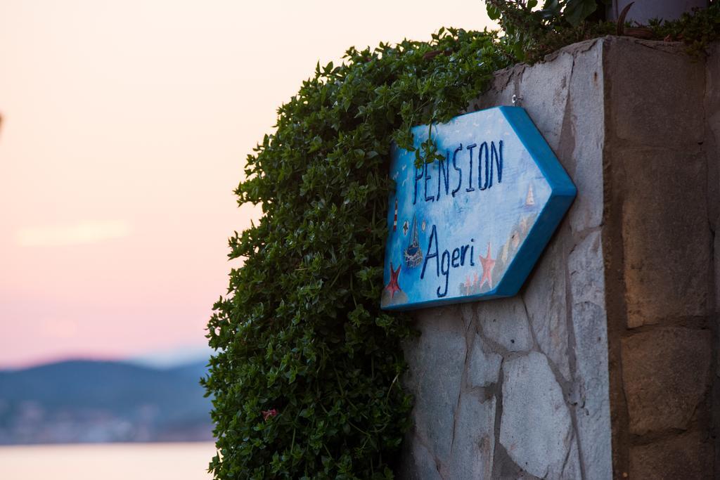 Pension Ageri Potós Eksteriør bilde